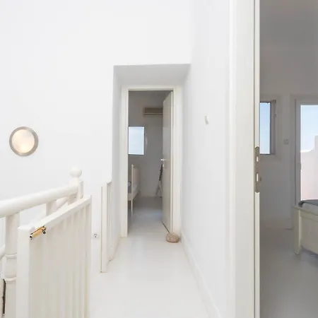 Aphroditi House 폴리크로노