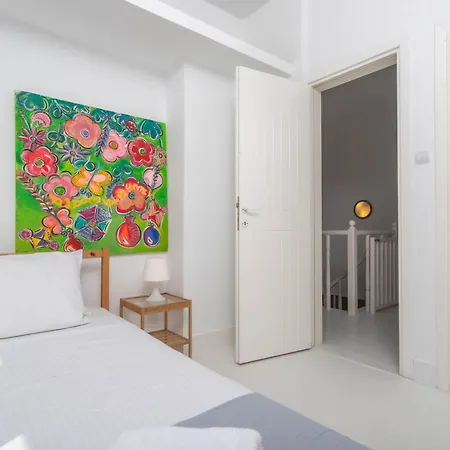 Aphroditi House 펜션