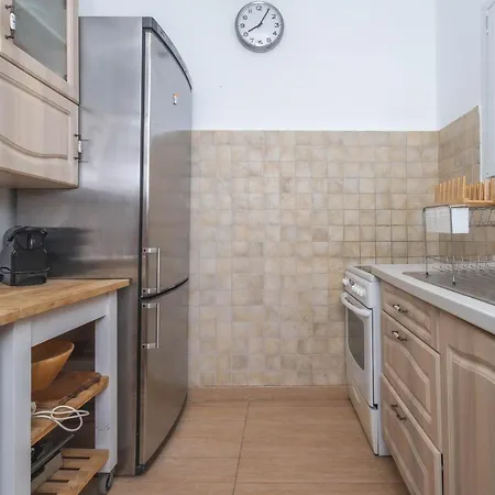 Aphroditi House בית נופש פוליכרונו