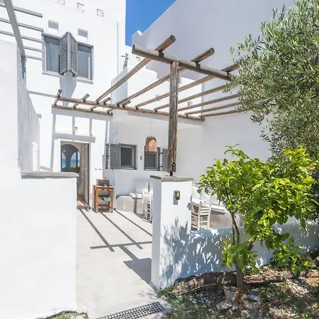 Aphroditi House * 波利克罗诺